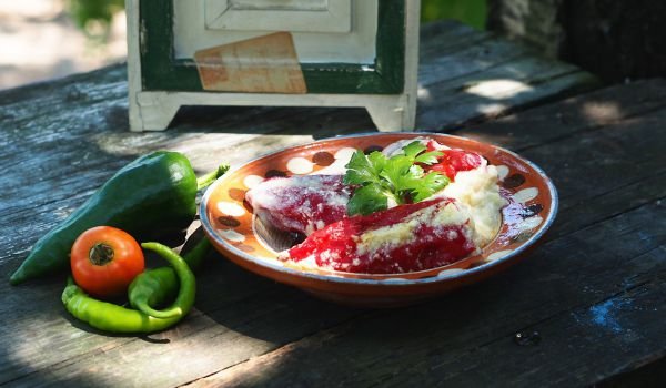 Класически пълнени чушки с кайма и ориз - Моята Рецепта