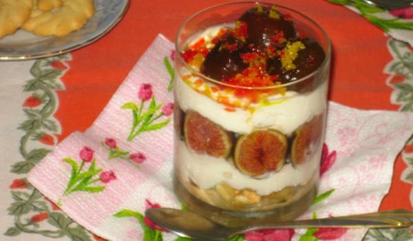 Кокосова панакота със смокини