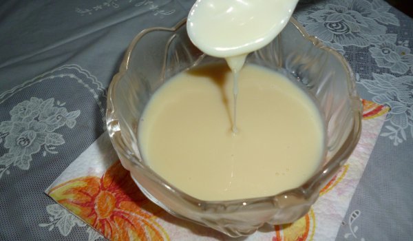 Кондензирано мляко