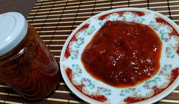 Конфитюр от сини сливи в хлебопекарна