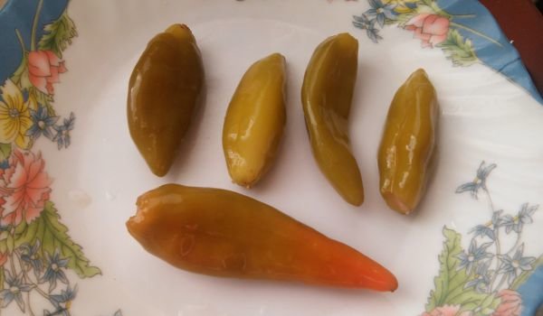 Консервирани люти чушки