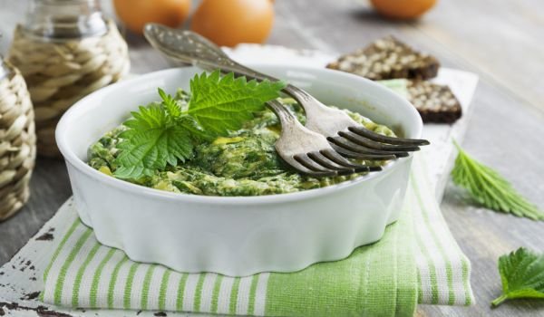 Коприва с яйца