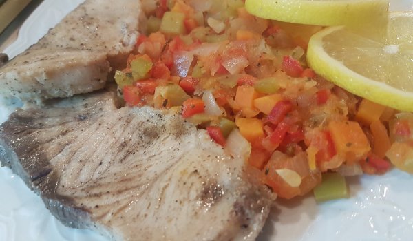 Котлети от акула със зеленчуци