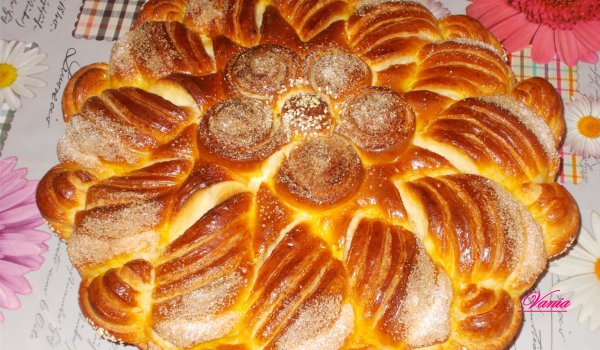 Козуначена сладка погача за бебе