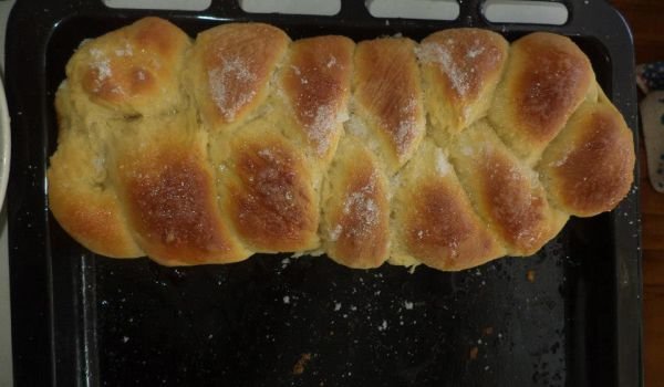 Козунак с аромат на лимон