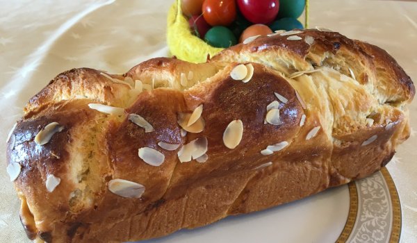 Козунак с аромат на ром и шоколад без месене