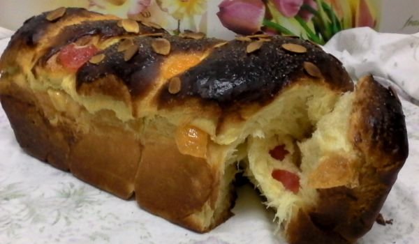Козунак с локум