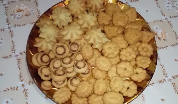 Красиви маслени сладки