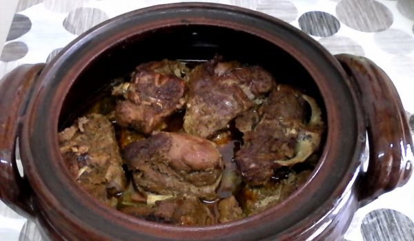 Крехко ярешко в гювеч