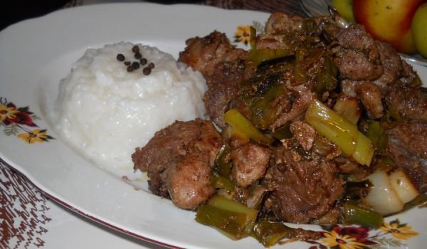 Крехко свинско с бял ориз