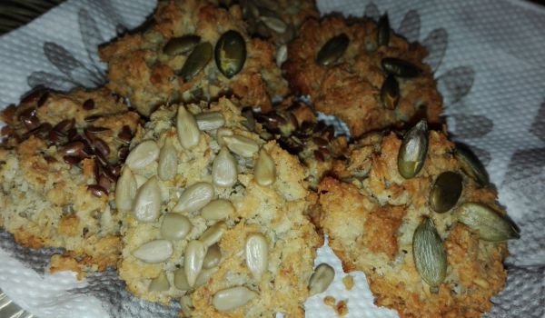 Крекери с кокос и камамбер