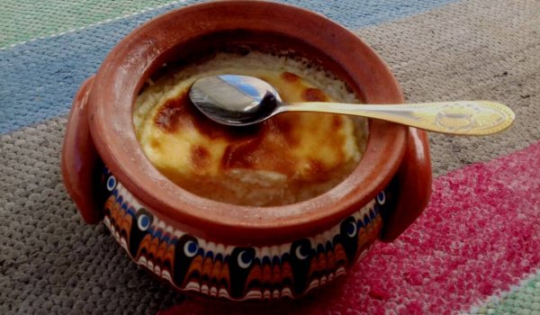 Крем карамел с ориз в гювечета