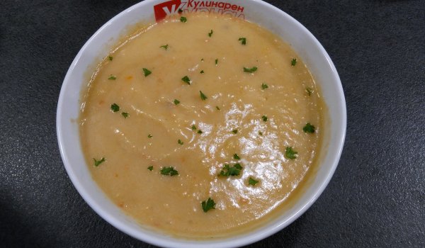 Крем супа от тиквички и топено сирене