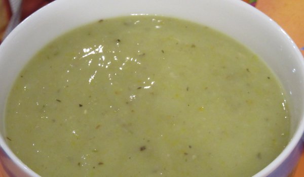 Крем супа с просо, броколи и целина