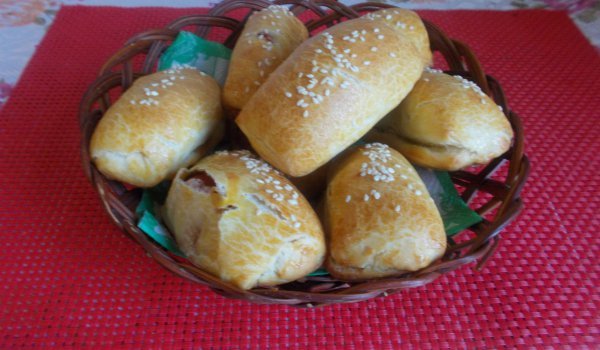 Кренвиршки с печена чушка