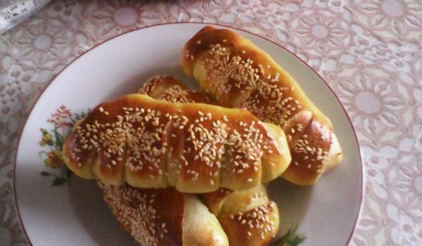 Кренвиршки със сусам