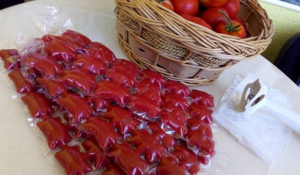 Кубчета доматено пюре