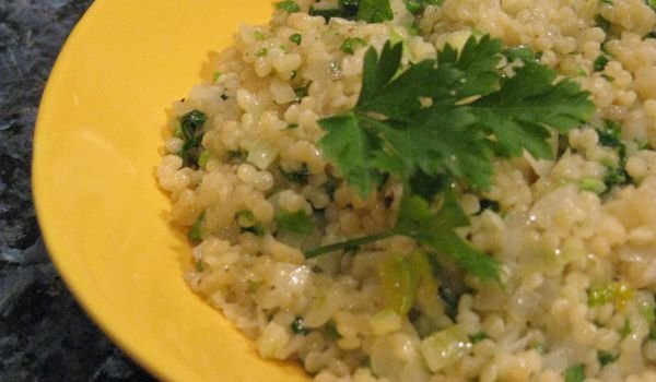 Кускус с лук