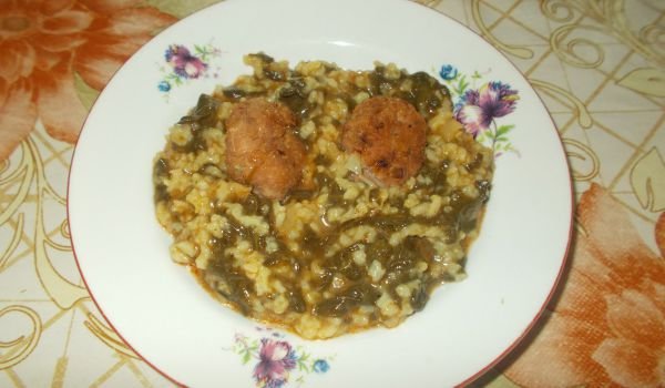 Лапад с ориз и пържени кюфтенца