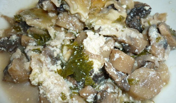 Лека гъбена запеканка