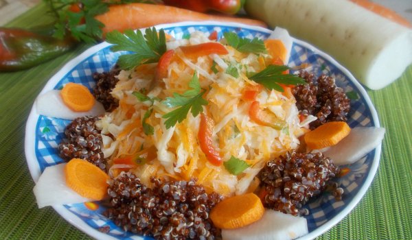 Лека зимна салата