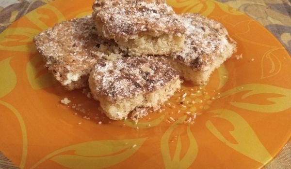 Лесен кокосов сладкиш