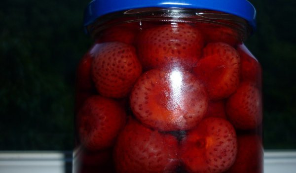 Лесен компот от ягоди