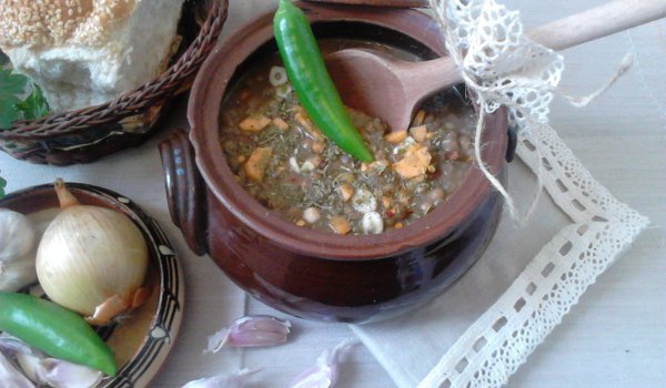 Леща с кафяв ориз и подправки