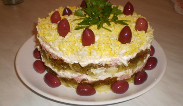 Лесна и много вкусна салата