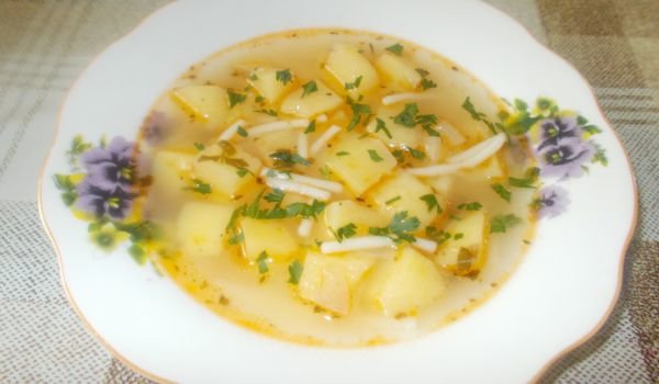 Лесна картофена супичка