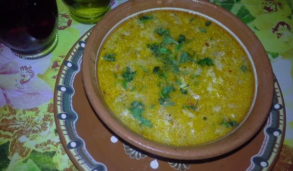 Лесна пилешка супа с ориз