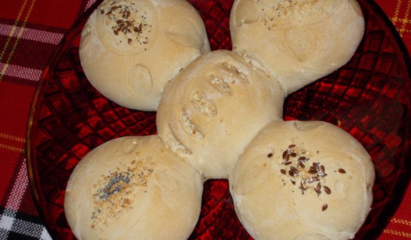 Лесна питка със семена