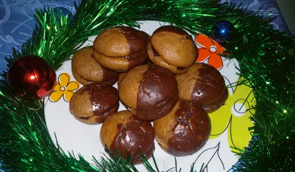Лесни празнични меденки