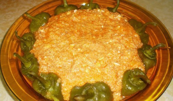 Лятна манджа с яйца и сирене