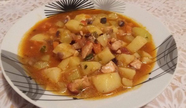 Лятна манджа с пушено месо и гъби