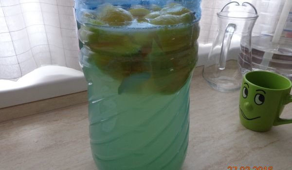 Лимонада с корички