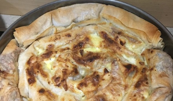 Любимата баница със сирене