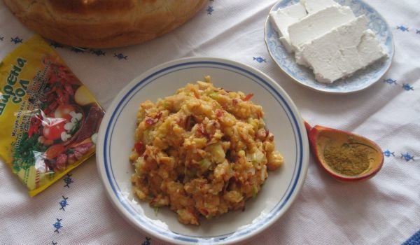 Люта разядка с картофи и сухи чушки