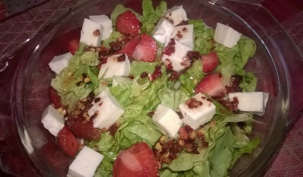 Люта зелена салата