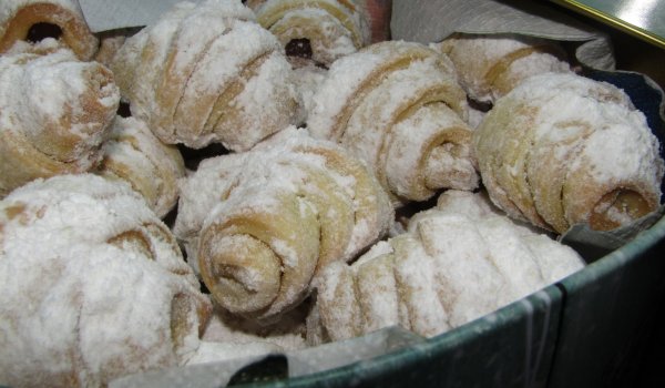 Локумки с мас и кисело мляко