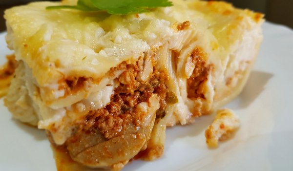 Лумакони на фурна със страхотна плънка