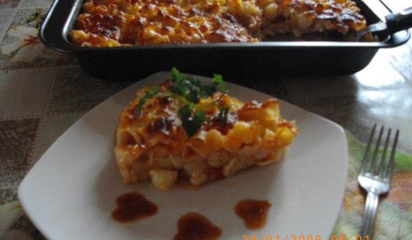 Макарони на фурна със сирене и доматен сос