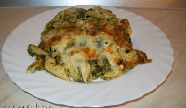 Макарони с ядки и спанак