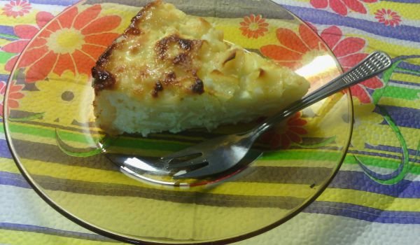 Макарони с яйца, сирене и мляко