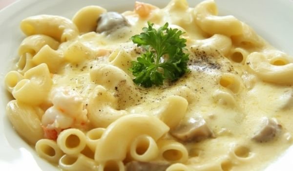 Макарони с риба и гъби