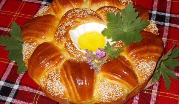 Малка питка за захранване на младоженци