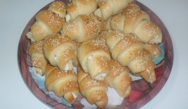 Малки солени кифлички