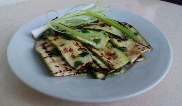 Мариновани печени тиквички