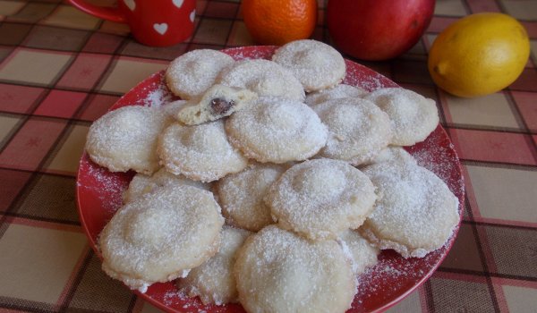 Масленки с шоколадови дражета