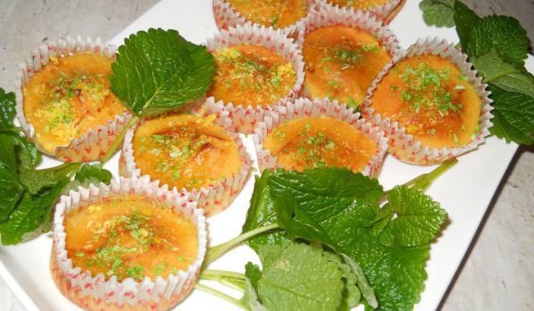 Медени мъфини със сусам